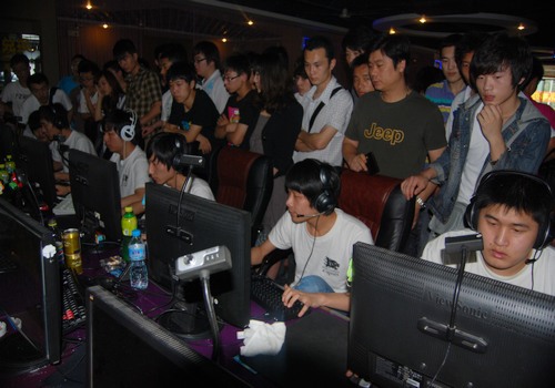 媒体：G2 禁止 m0NESY 在 PGL 布加勒斯特 2025 上与媒体发言